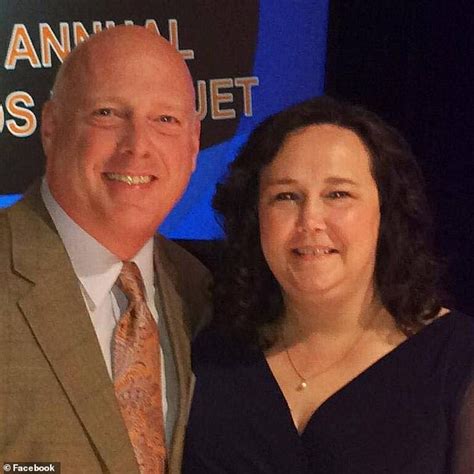 auburn radio announcer death|Auburn announcer Rod Bramblett, wife killed in auto accident.